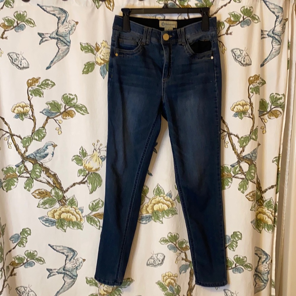 Democracy size 4 skinny jeans